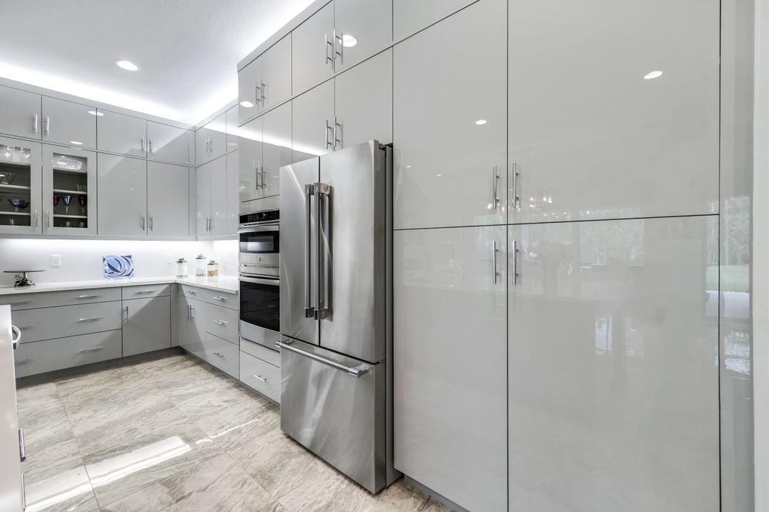 12033 Azalea Wy, Naples, FL 34120