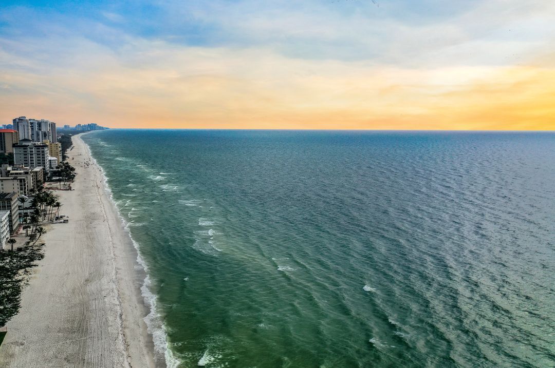 256 Tradewinds Ave, Naples, FL 34108