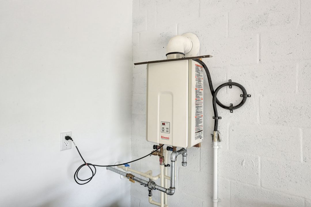 18298 Ridgeline Dr, Estero, FL 33928