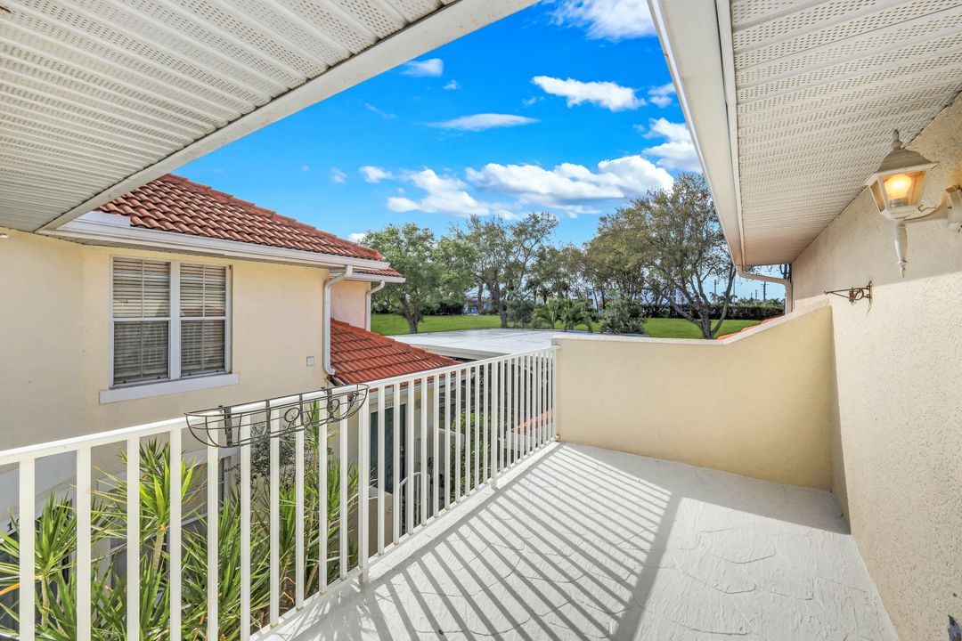 4940 Deerfield Way #201, Naples, FL 34110