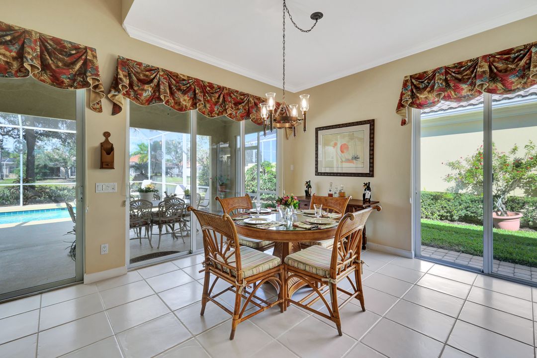 2914 Gilford Way, Naples, FL 34119