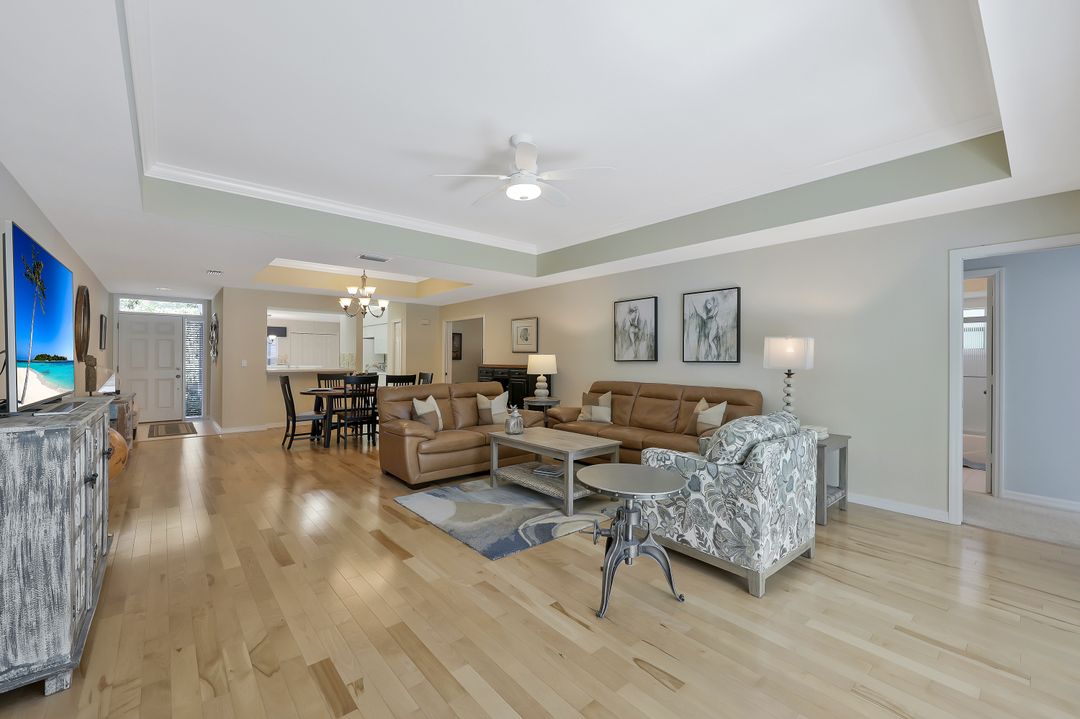 180 Via Perignon, Naples, FL 34119