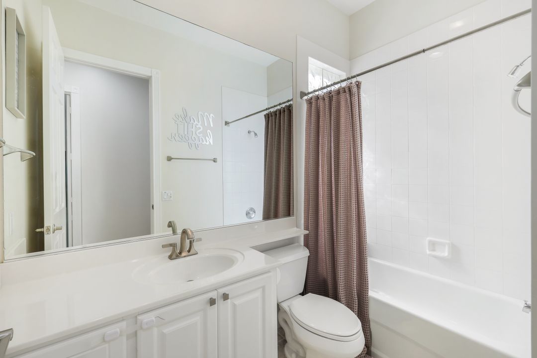 28032 Eagle Ray Ct, Bonita Springs, FL 34135