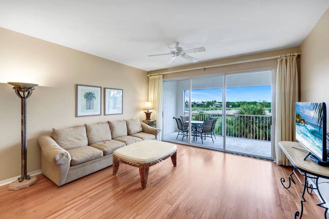 4120 Bayhead Dr #202, Bonita Springs, FL 34134