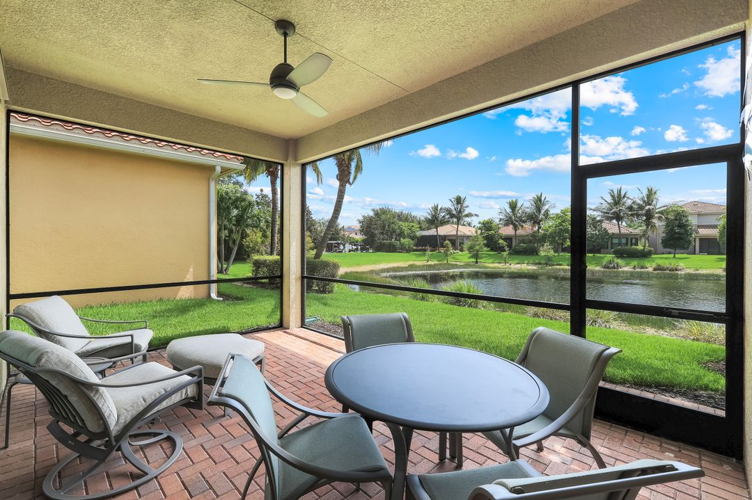 13556 Coronado Dr, Naples, FL 34109