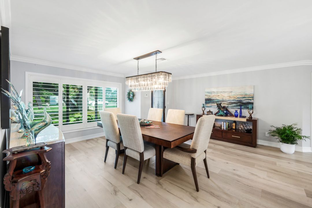 27984 Carl Cir, Bonita Springs, FL 34135