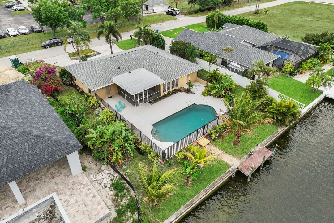 713 SW 39th Terrace, Cape Coral, FL 33914