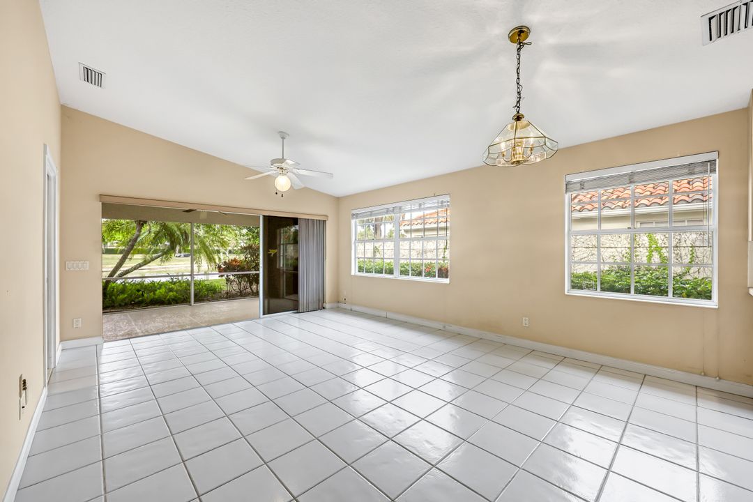 3111 Andorra Ct, Naples, FL 34109