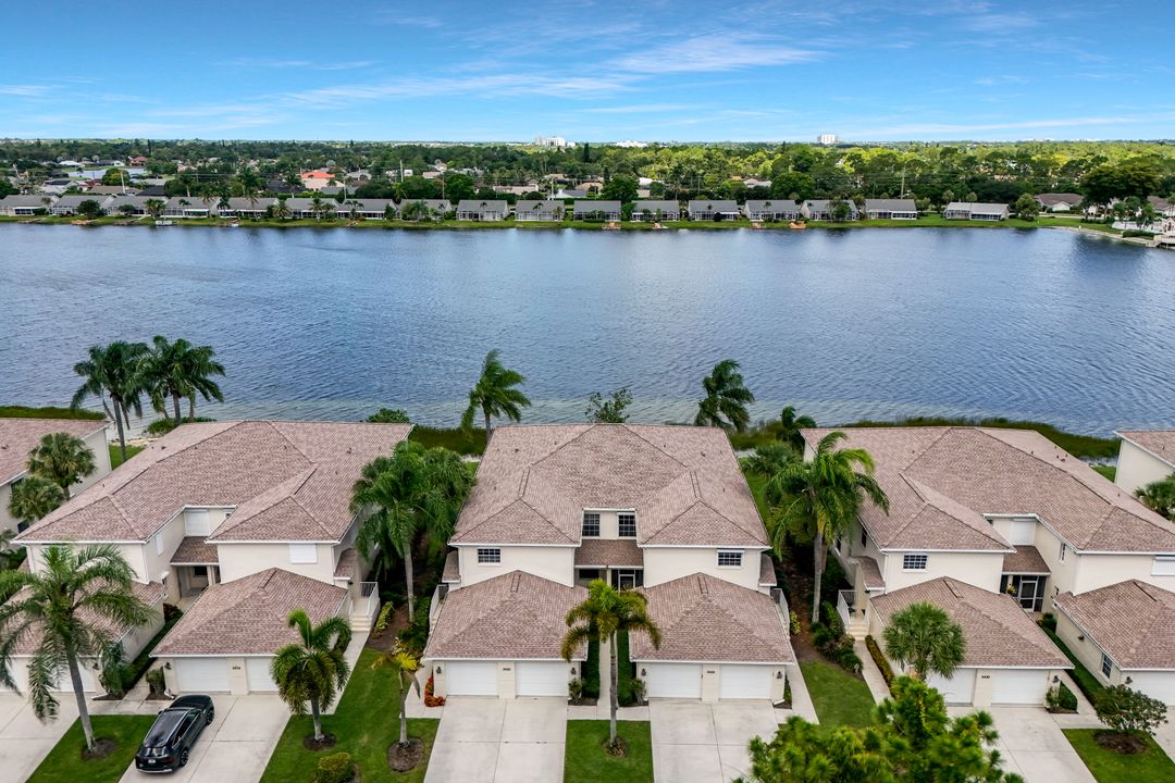 3420 W Crown Pointe Blvd #202, Naples, FL 34112
