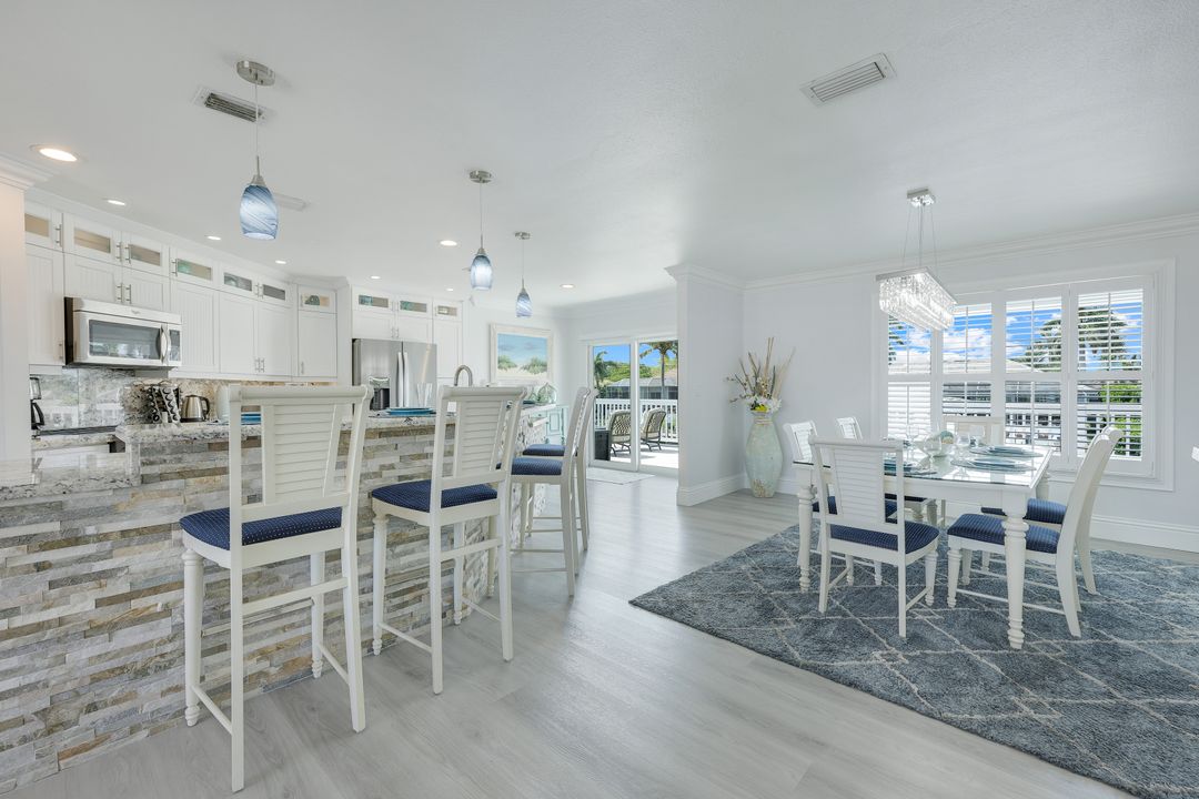 544 Seagrape Dr, Marco Island, FL 34145