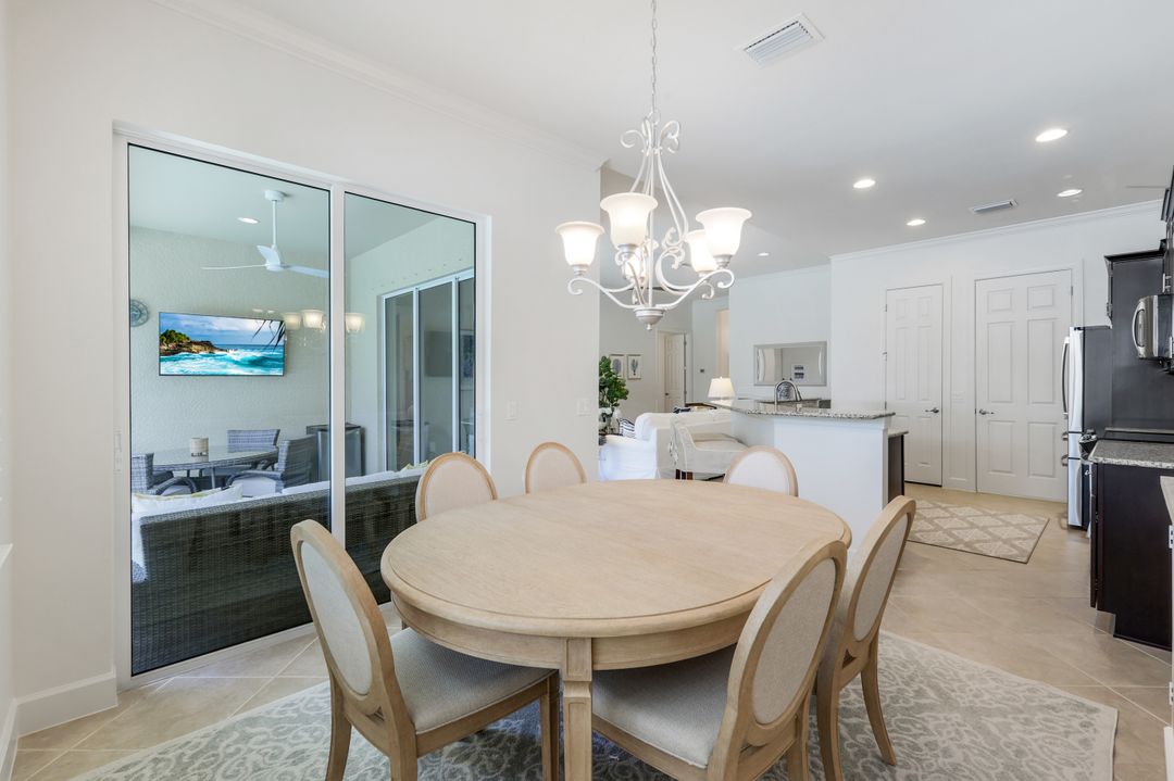 9578 Coquina Cir, Naples, FL 34120