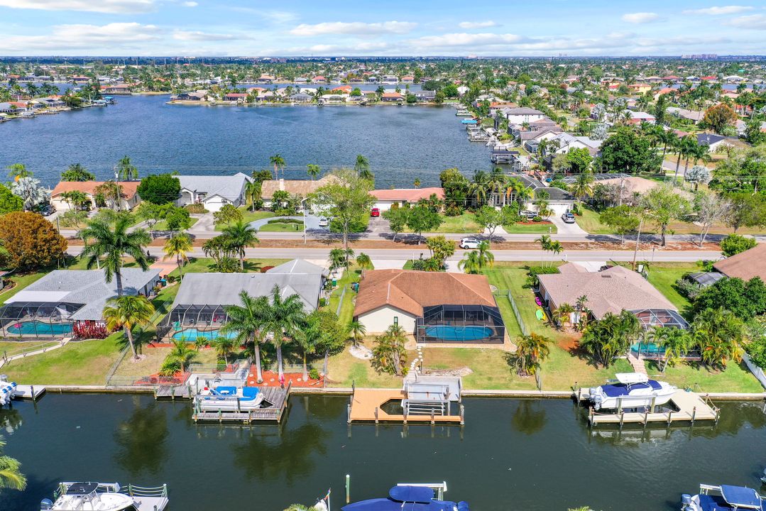 5032 Skyline Blvd, Cape Coral, FL 33914