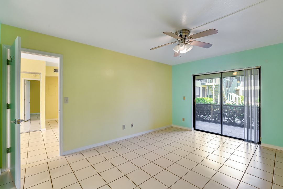5501 Rattlesnake Hammock Rd #109, Naples, FL 34113
