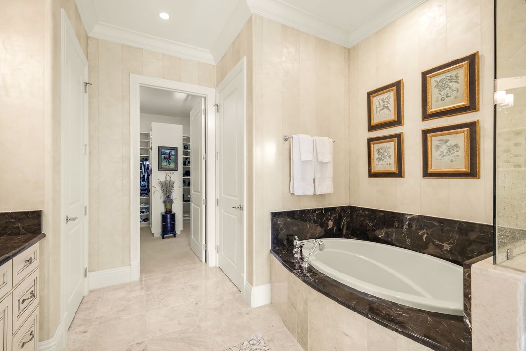 12014 Covent Garden Ct #202, Naples, FL 34120