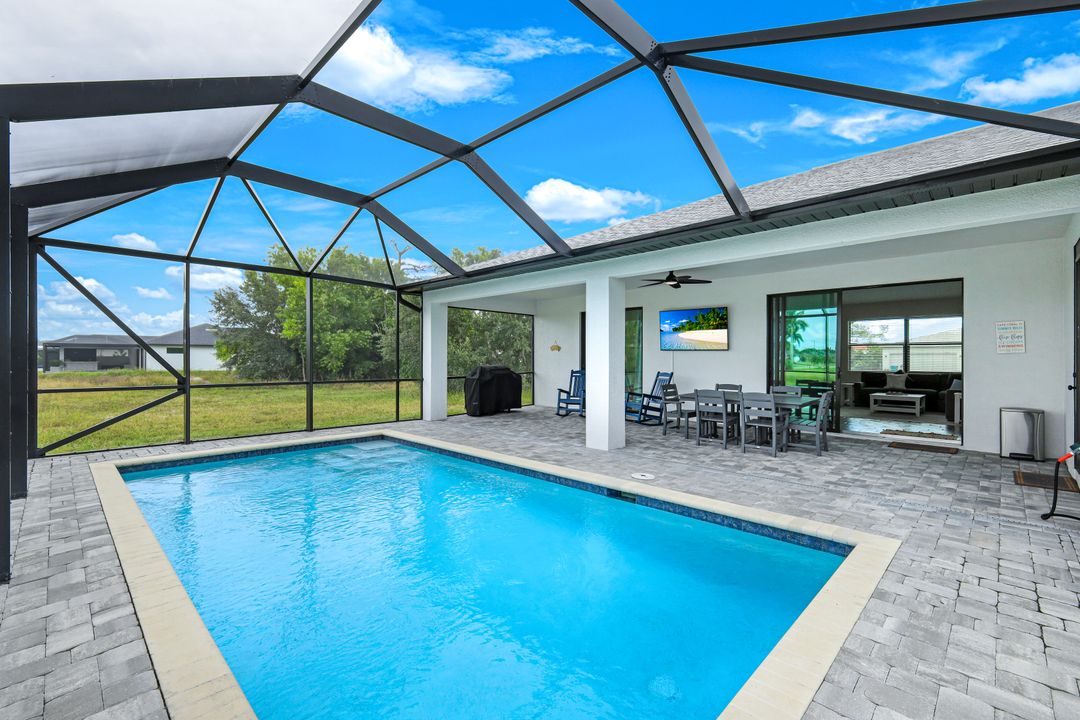 2305 SW 32nd St, Cape Coral, FL 33914