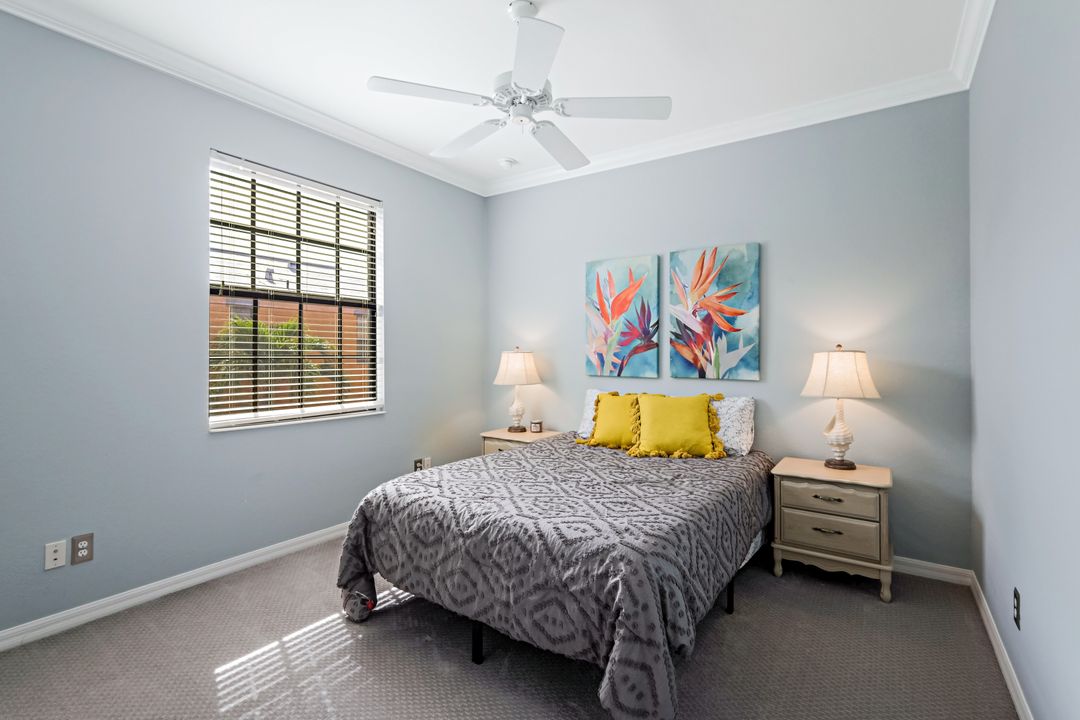 8949 Malibu St #302, Naples, FL 34113