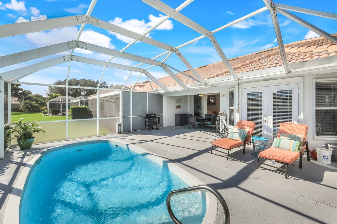 2150 Stacil Cir, Naples, FL 34109