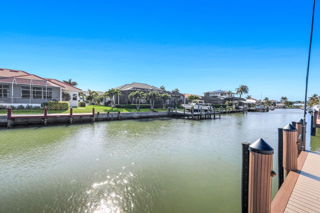 248 Polynesia Ct, Marco Island, FL 34145