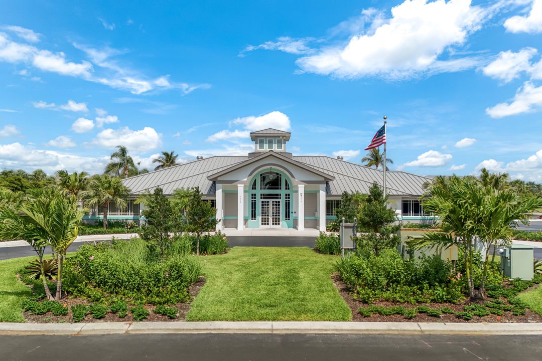 16635 Lake Cir Dr #614, Fort Myers, FL 33908