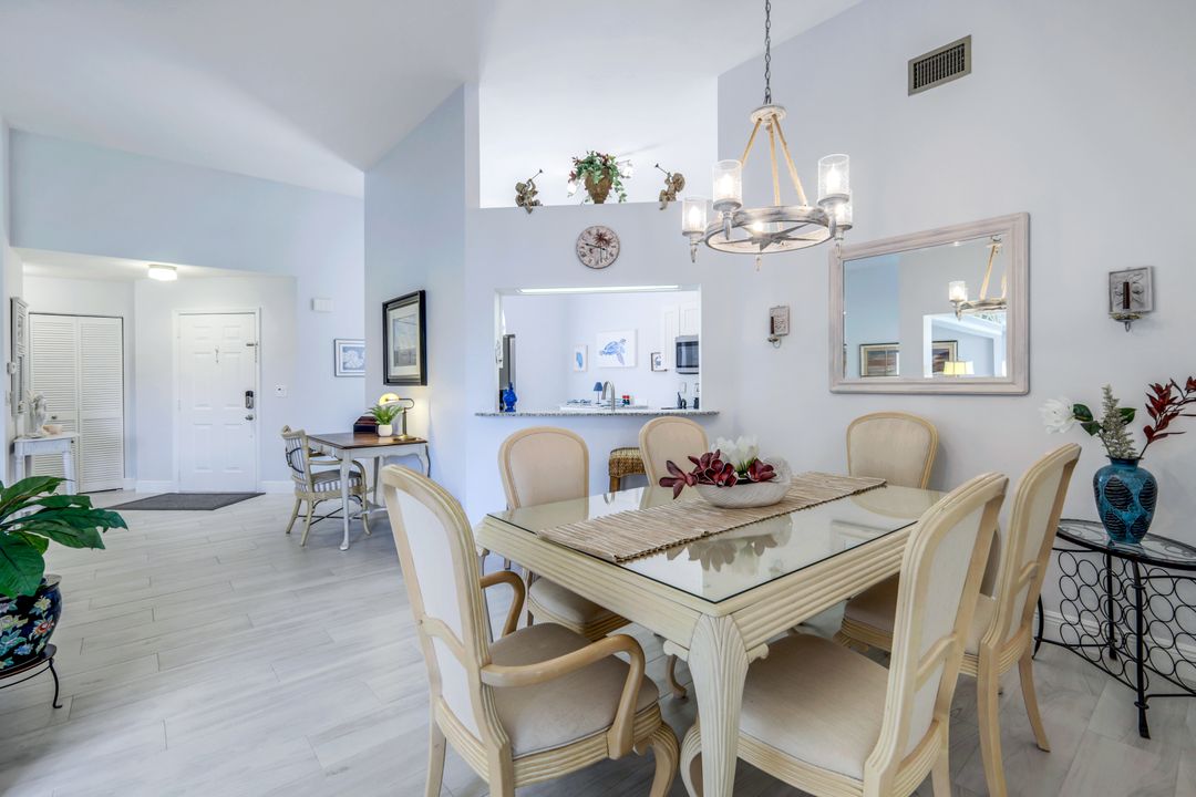 637 Beachwalk Cir #E-203, Naples, FL 34108