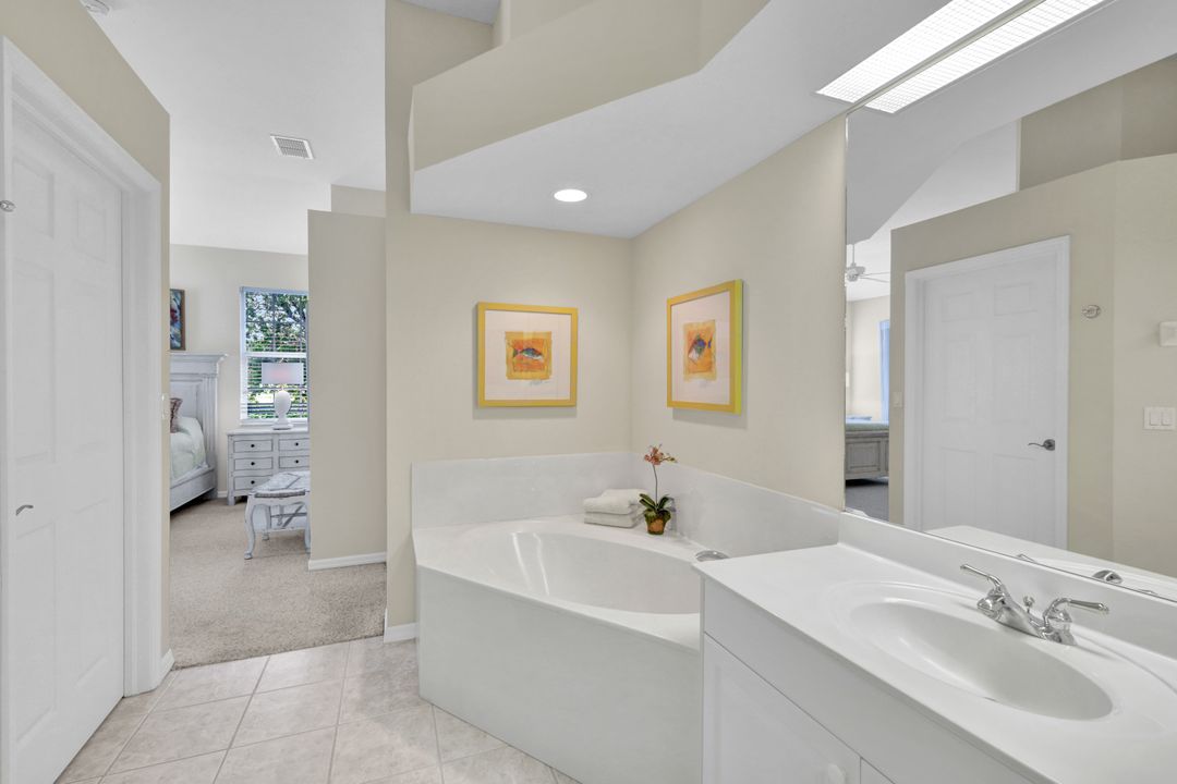 10320 Cape Roman Rd, Bonita Springs, FL 34135