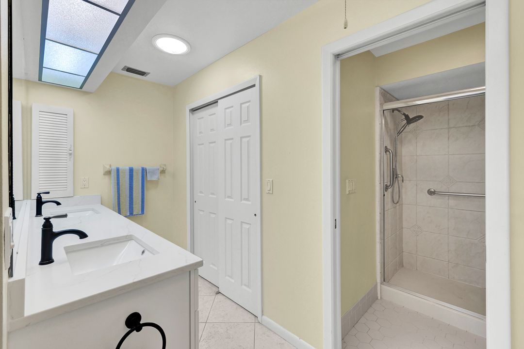 1214 Medinah Dr, Fort Myers, FL 33919