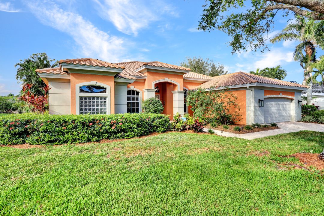 23932 Sanctuary Lakes Ct, Bonita Springs, FL 34134