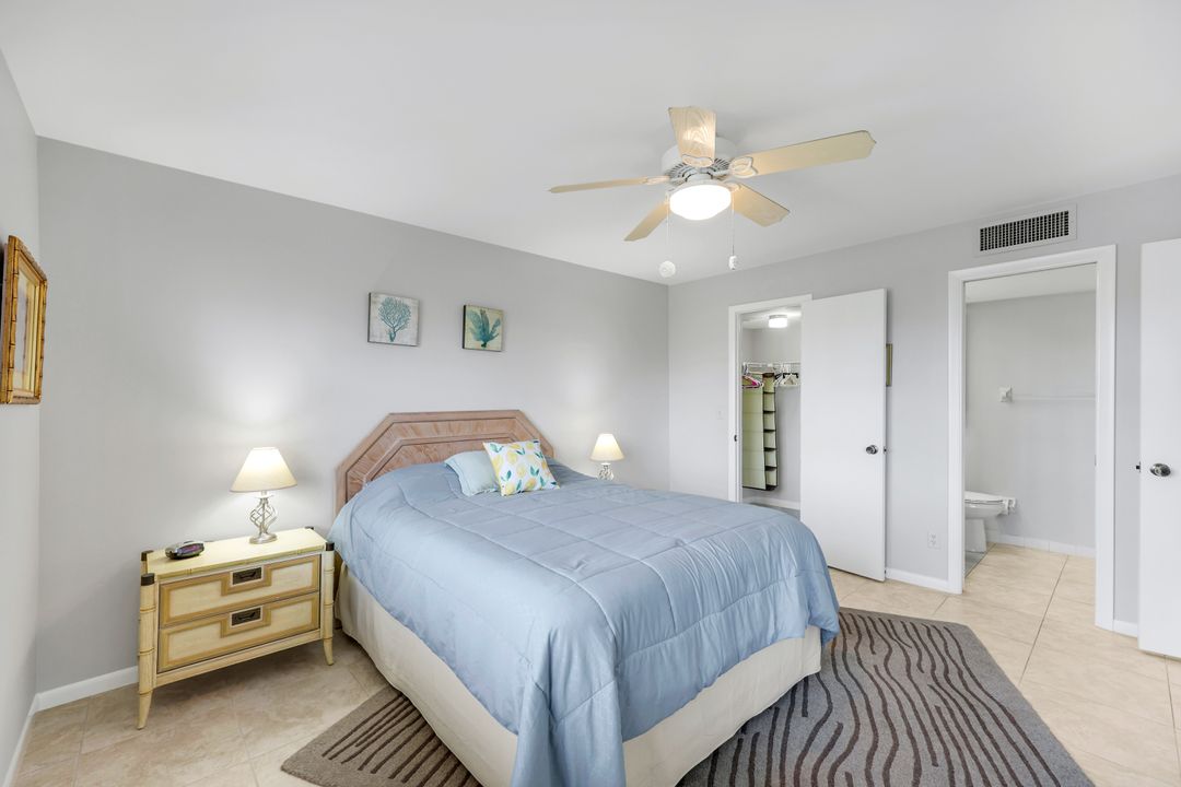 37 High Point Cir E #109, Naples, FL 34103