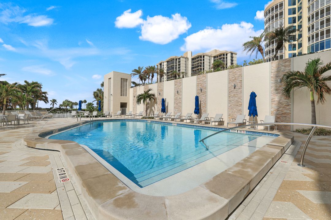 4451 Gulf Shore Blvd N #406, Naples, FL 34103