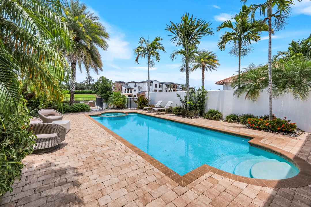 16448 Talis Park Dr, Naples, FL 34110