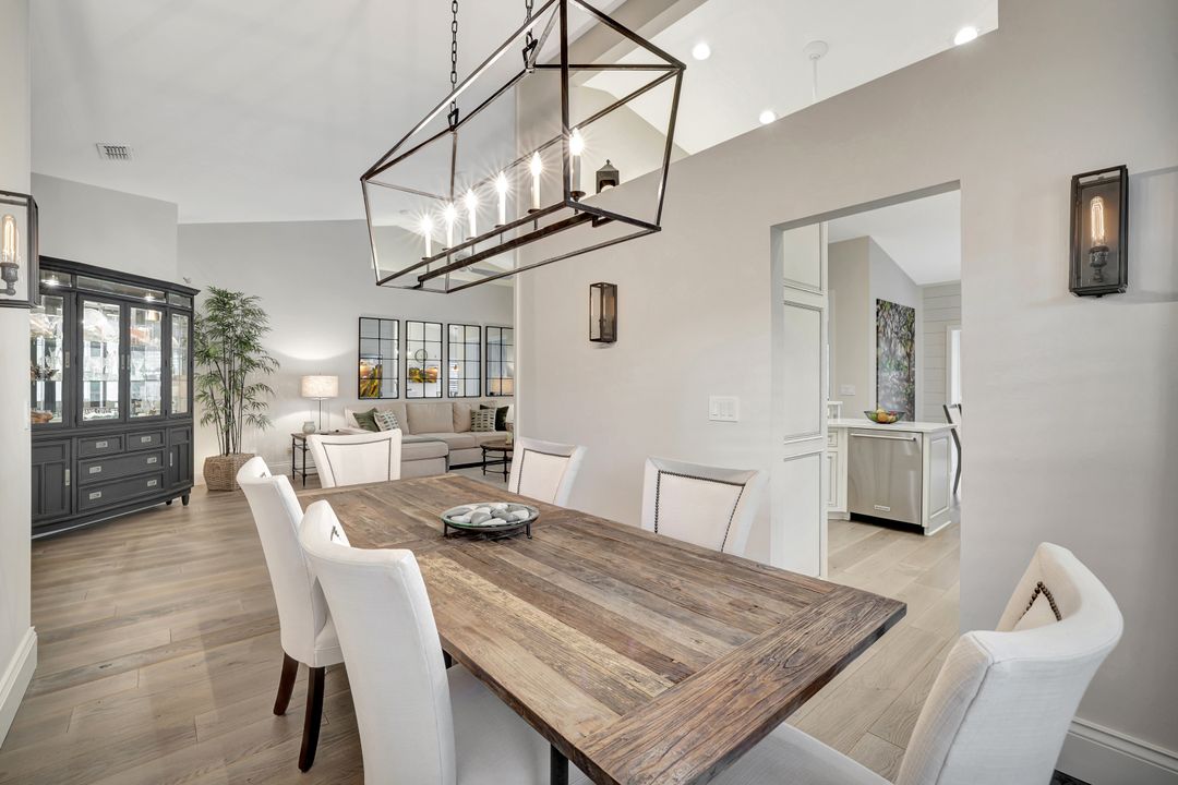 2540 Talon Ct #504, Naples, FL 34105