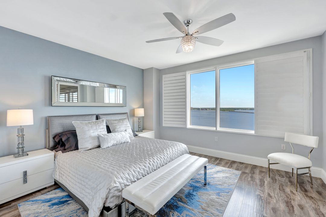 2104 W First St #1404, Fort Myers, FL 33901