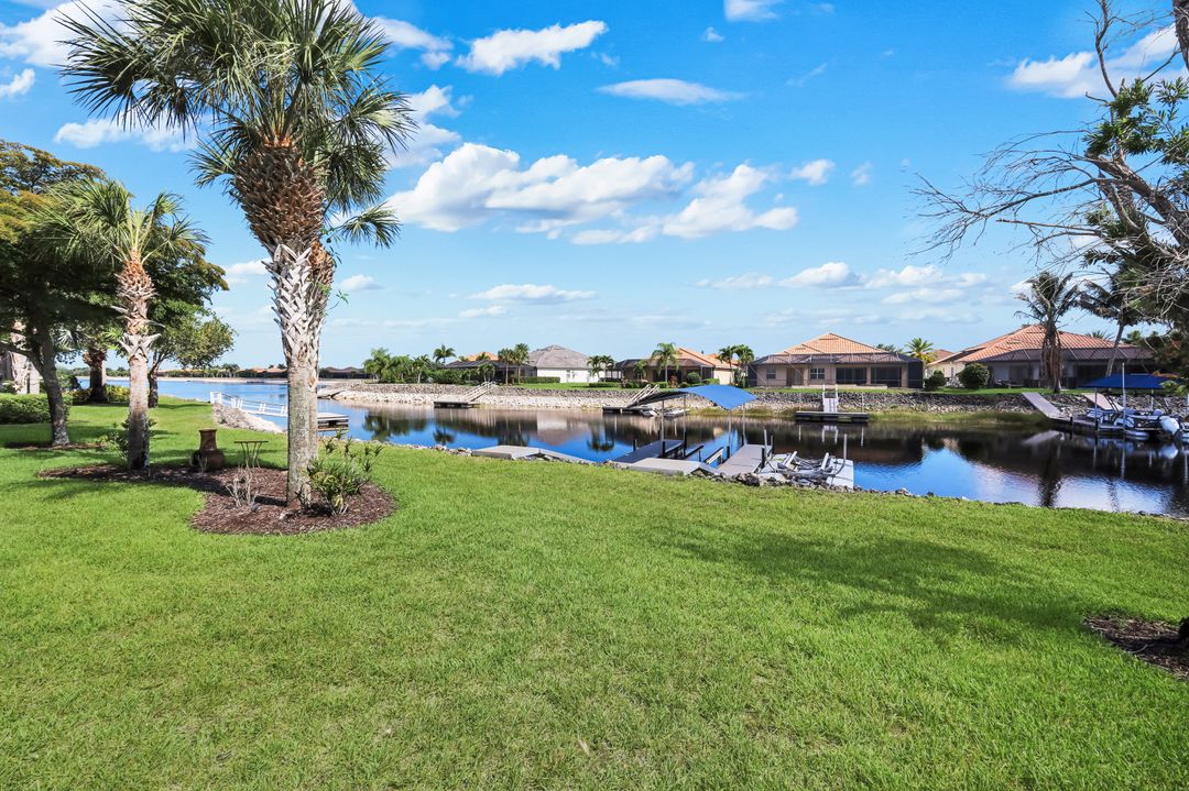 9179 Flint Ct, Naples, FL 34120