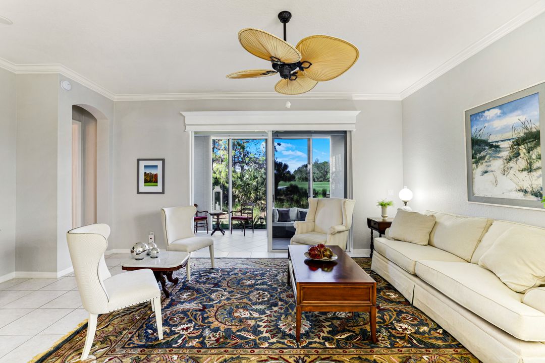 895 Eastham Way, Naples, FL 34104