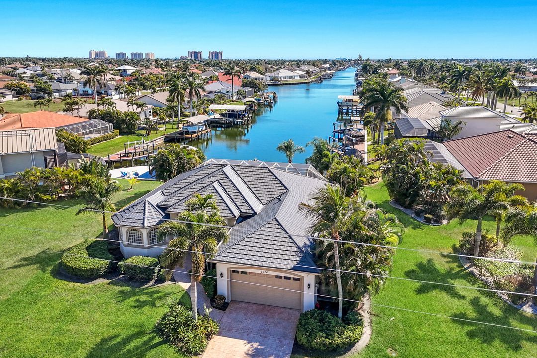2014 Cape Coral Pkwy W, Cape Coral, FL 33914