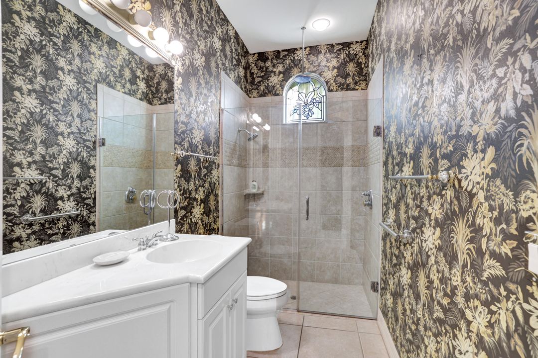 9742 Wilshire Lakes Blvd, Naples, FL 34109
