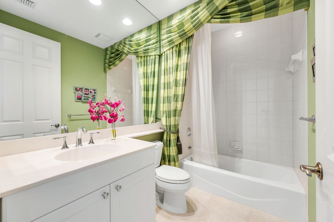 455 Cove Tower Dr #1701, Naples, FL 34110