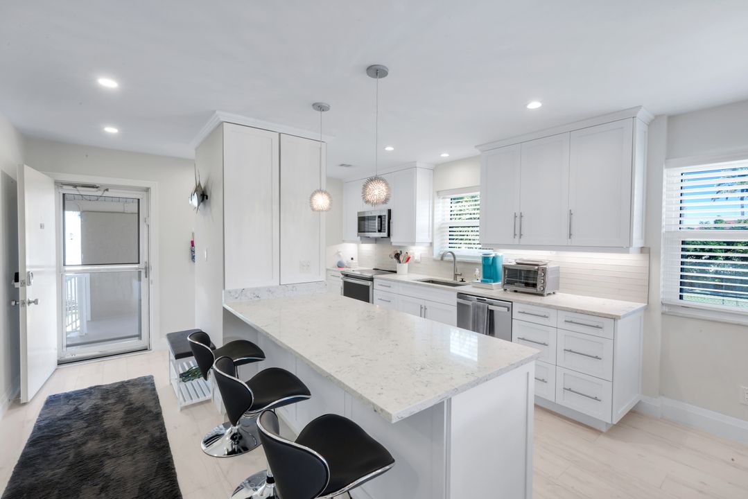 189 S Collier Blvd #C201 , Marco Island, FL 34145