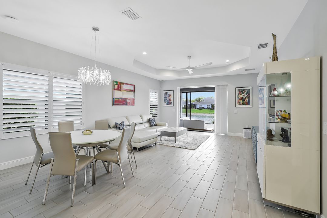 2291 Marquesa Cir, Naples, FL 34112