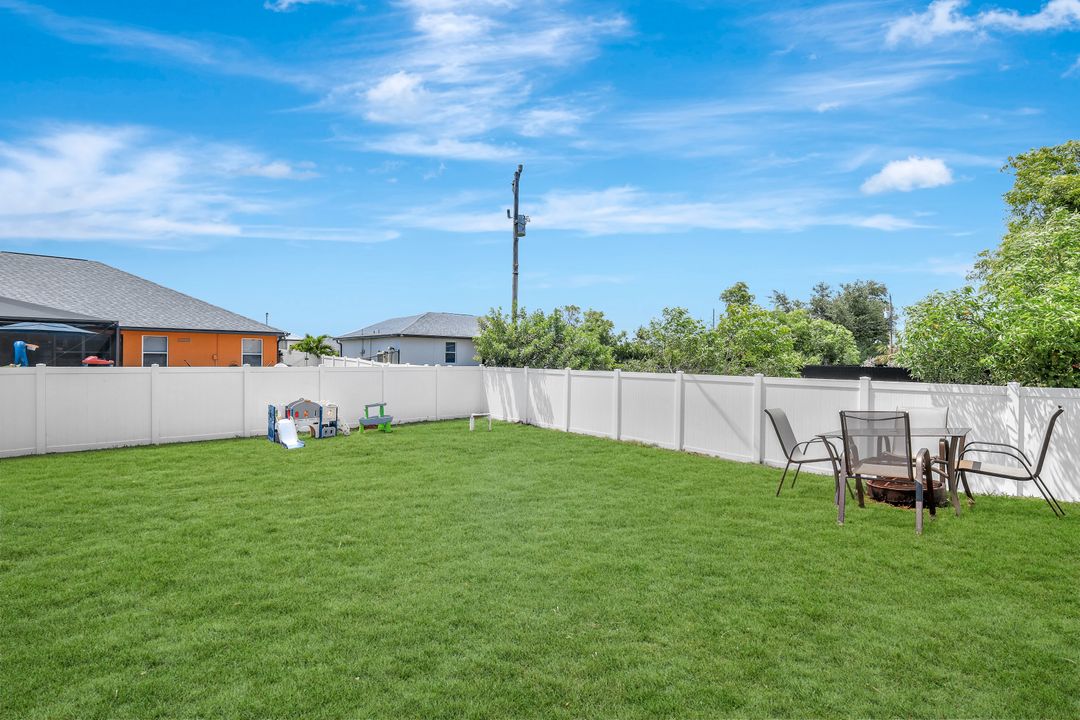 2612 NE 5th Ave, Cape Coral, FL 33909