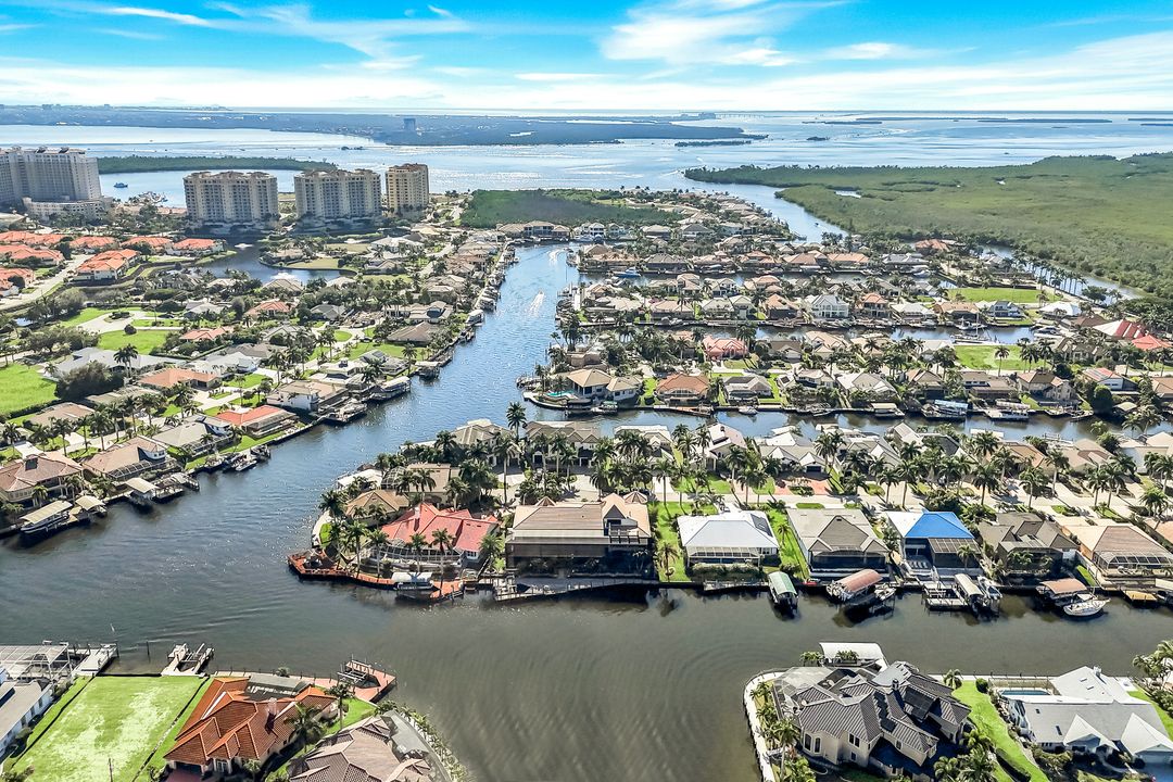 1433 SW 57th Terrace, Cape Coral, FL 33914