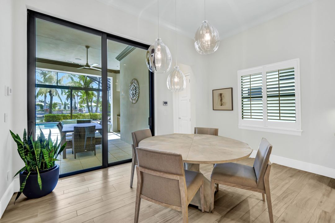 17429 Via Lugano Ct, Miromar Lakes, FL 33913