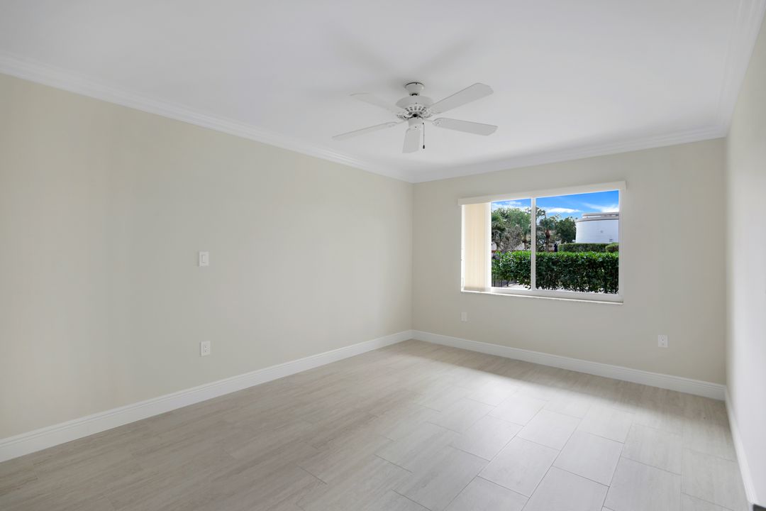 3200 Gulf Shore Blvd N  #115, Naples, FL 34103