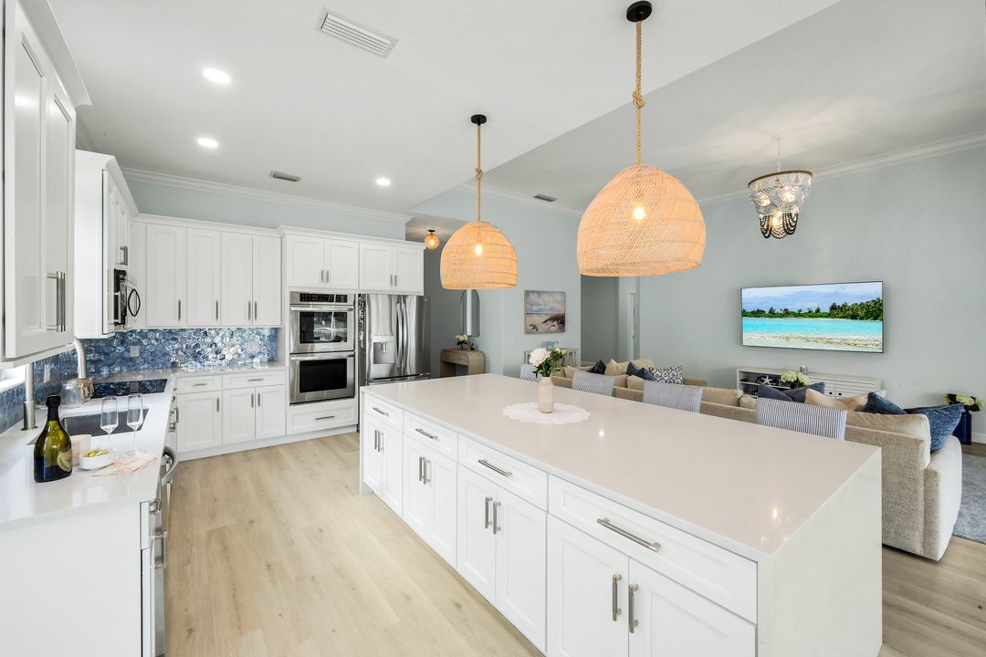 4453 Novato Ct, Naples, FL 34109