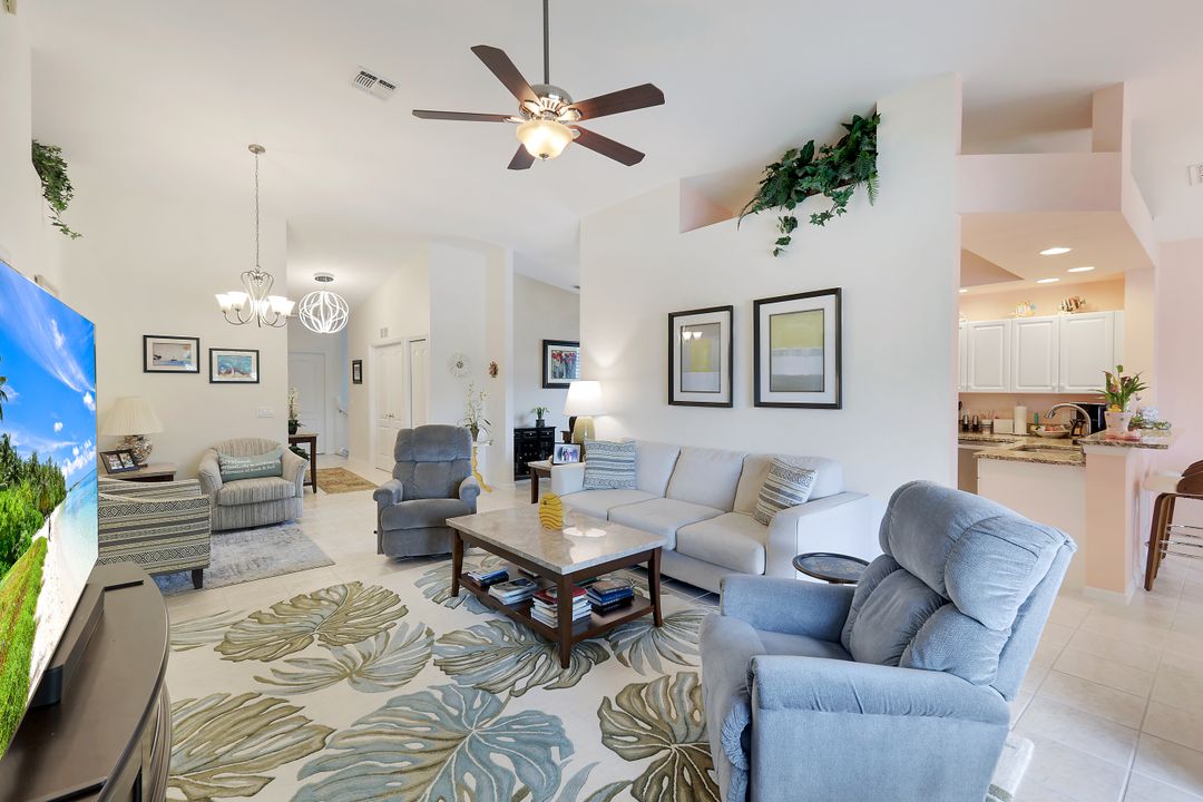 3365 Grand Cypress Dr #201, Naples, FL 34119