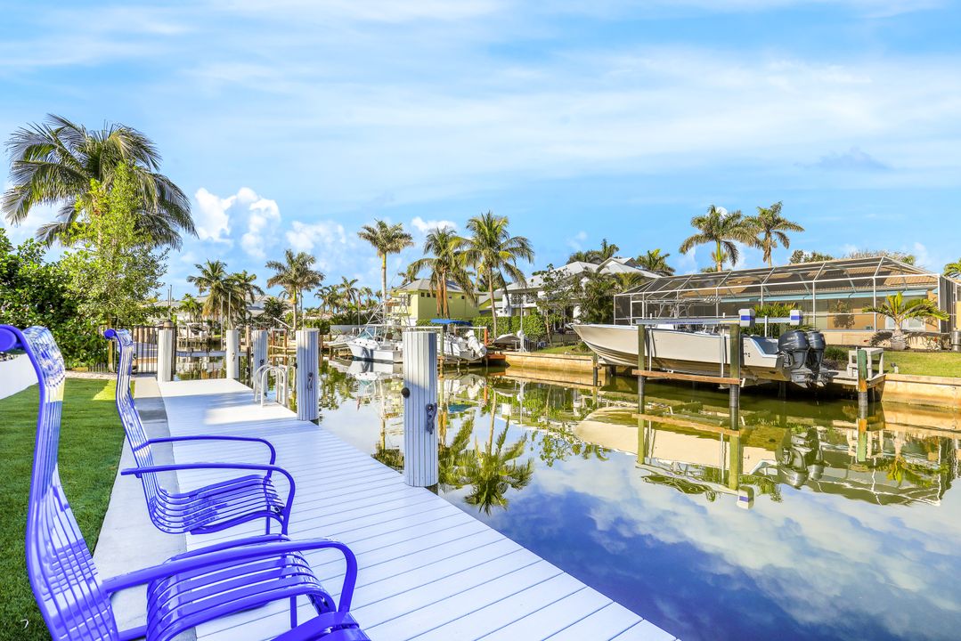 1501 Bluefin Ct, Naples, FL 34102