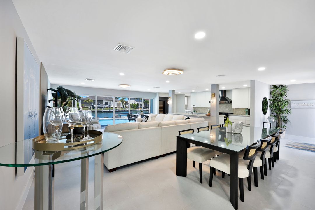 380 Rookery Ct, Marco Island, FL 34145