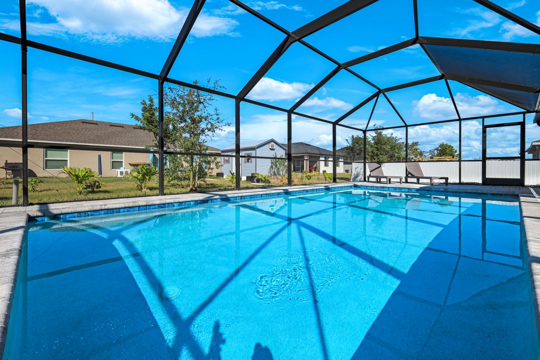 327 NW 23rd St, Cape Coral, FL 33993