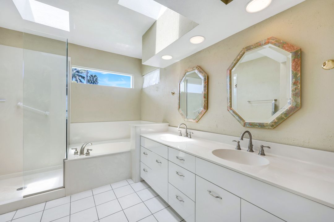 1268 Laurel Ct, Marco Island, FL 34145