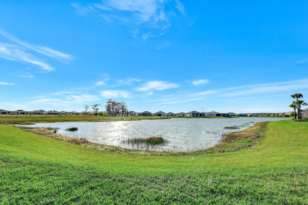 20410 Pebble Gln Dr, Estero, FL 33928